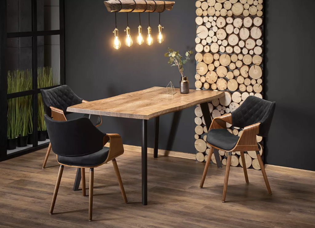 set de sufragerie masa scaune din lemn cu tapiterie.