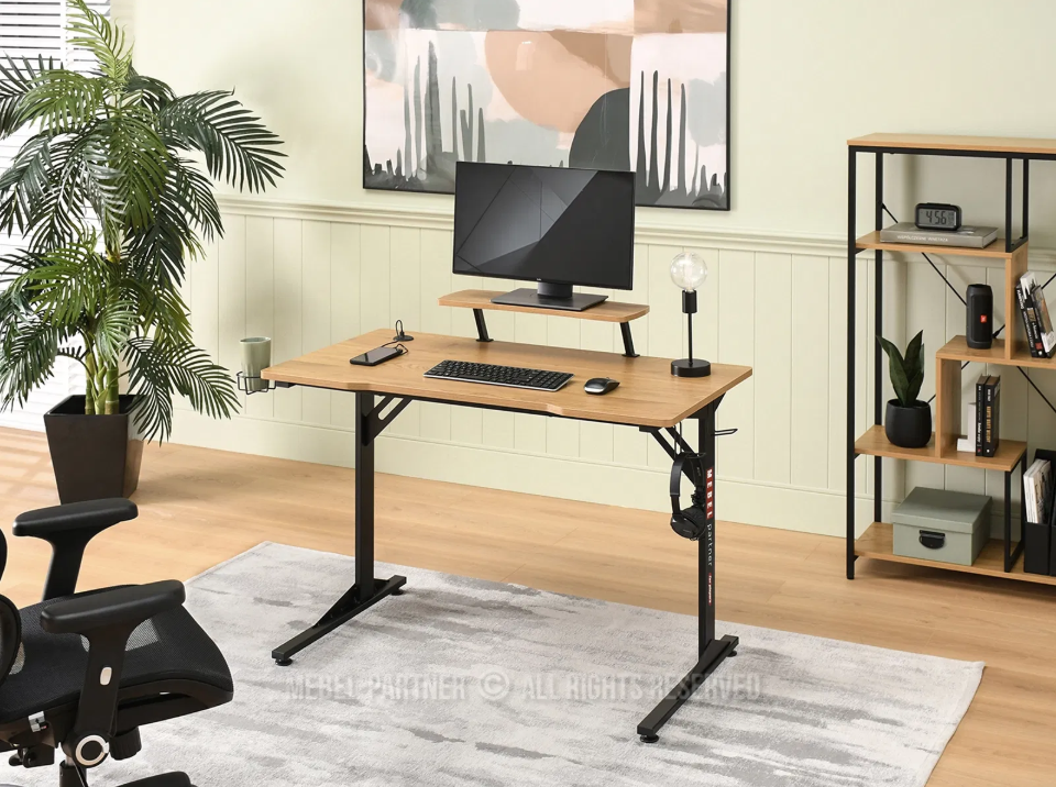 Masă PC Matts 115 (stejar + negru) pentru un birou de calitate în confortul casei dvs.