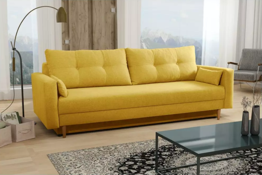 Canapea galbena cu spațiu de depozitare se potriveste într-un living mic.