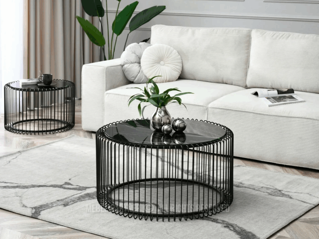 Măsuța de cafea este una dintre piesele de mobilier care nu poate lipsi din livingul nostru. 